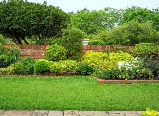 landscaping services Parma Heights